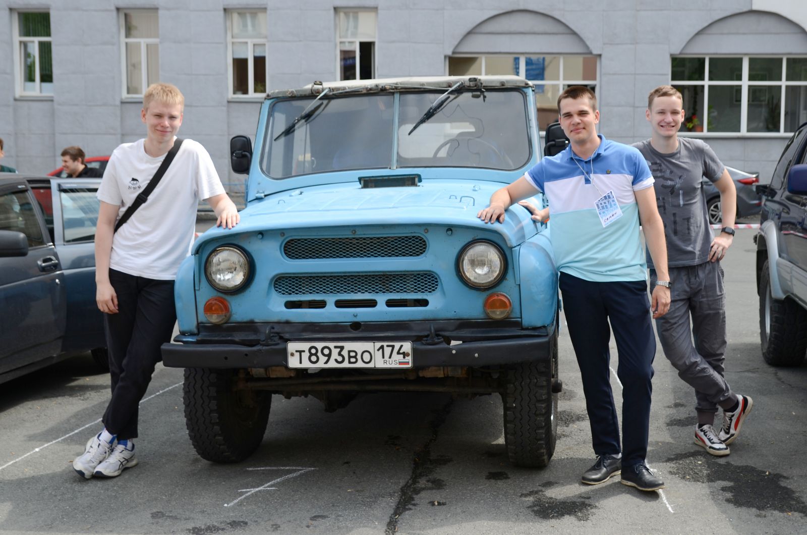 В ЮУрГУ прошла студенческая автовыставка - Южно-Уральский государственный  университет